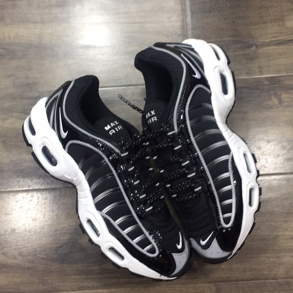 NIKE W AIR MAX TAILWIND IV NRG black/white-black - Picture 5 of 16